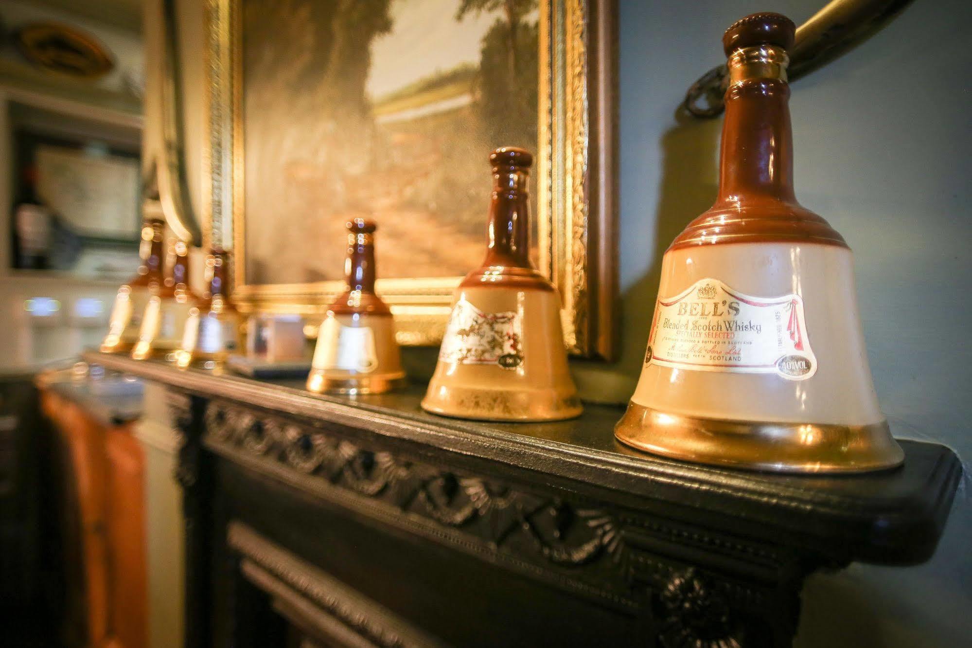 The Crown Inn Gayton  Экстерьер фото